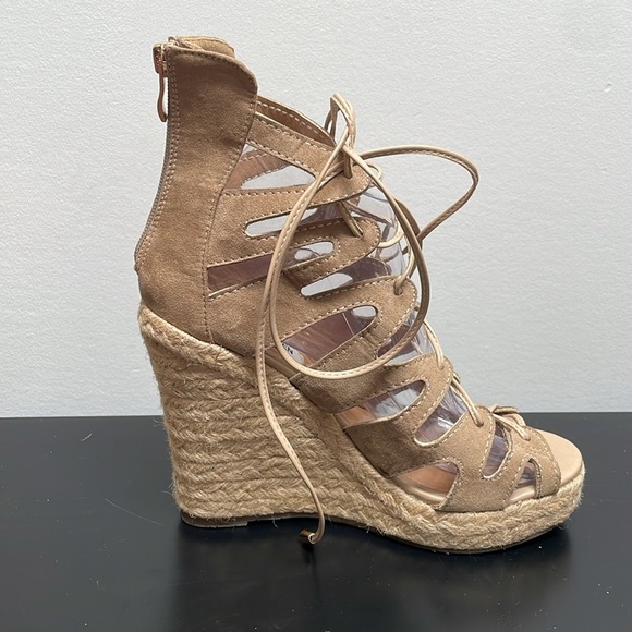 Steve Madden Theea Taupe Cream Tan Suede Lace-Up Wedge Sandals Heel Zipper 8 New - Picture 5 of 8
